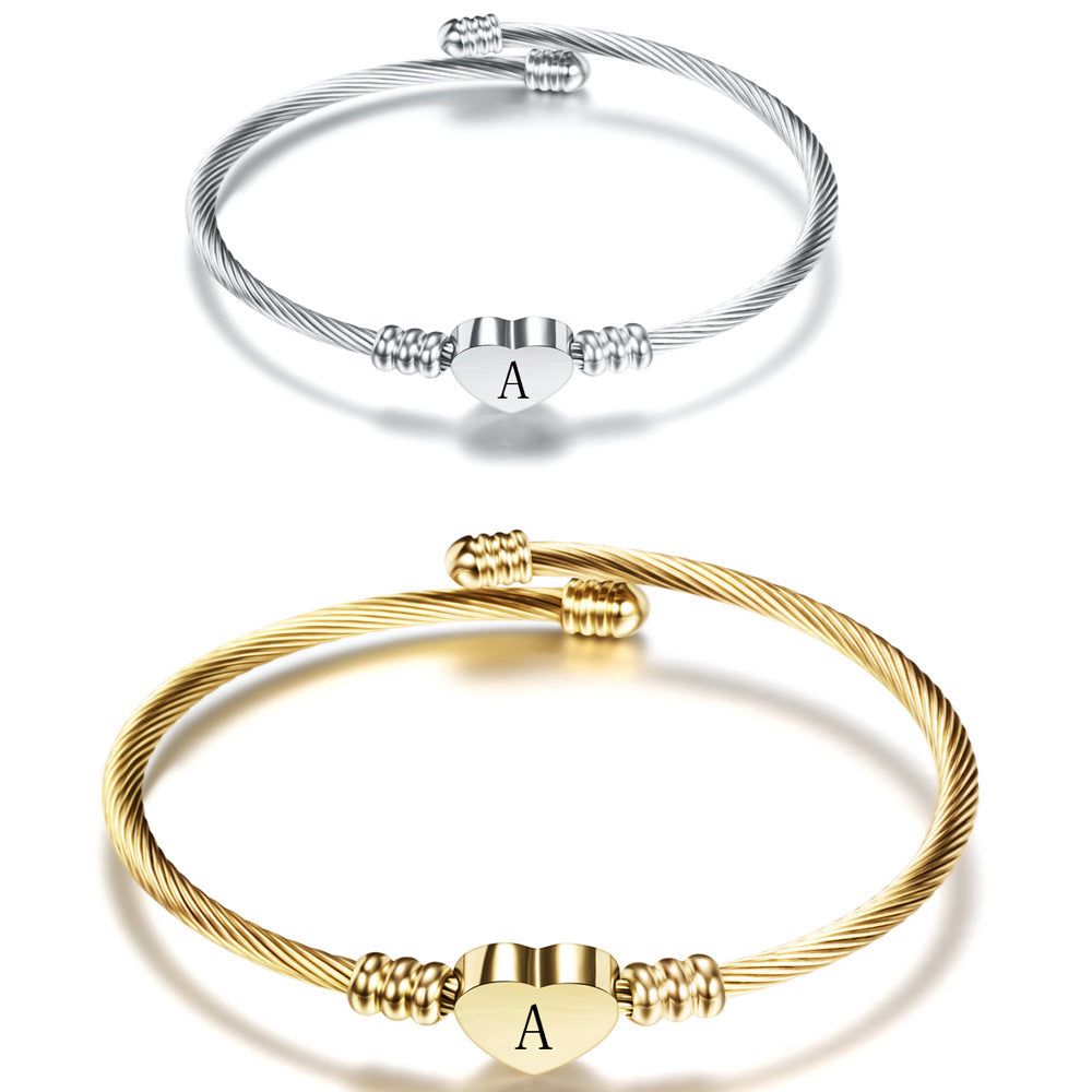 Bracelet Cœur avec Lettre Initiale  Acier Inoxydable Doré ou Argenté