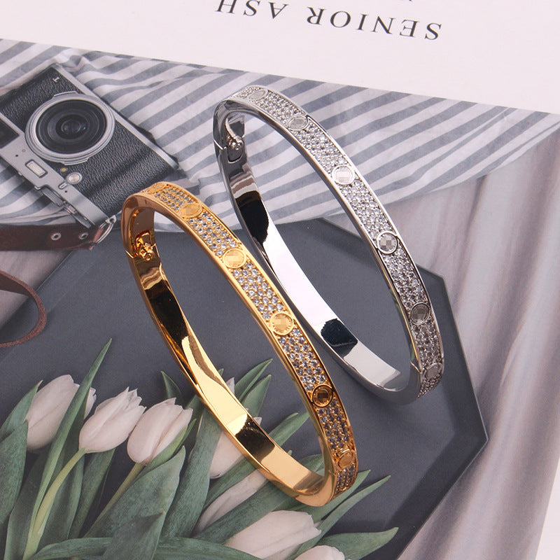 Bracelet Femme en Acier Inoxydable – Doré ou Argenté avec Zircons Étincelants
