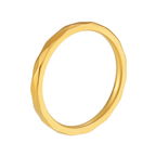 Bague fine facettée dorée en acier inoxydable plaqué or 18K pour femme, design minimaliste et empilable

