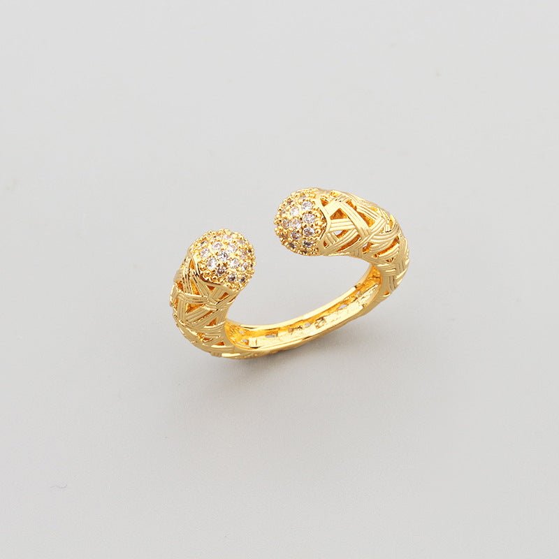 Bague Femme en Acier Inoxydable – Anneau Tressé Ajustable avec Embouts Pavés de Zircons, Doré ou Argenté