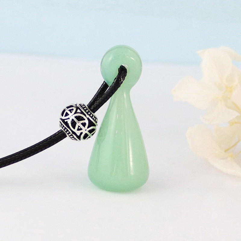 Collier diffuseur d'huiles essentielles en verre  Pendentif parfum élégant | Bijou bien-être & cadeau original