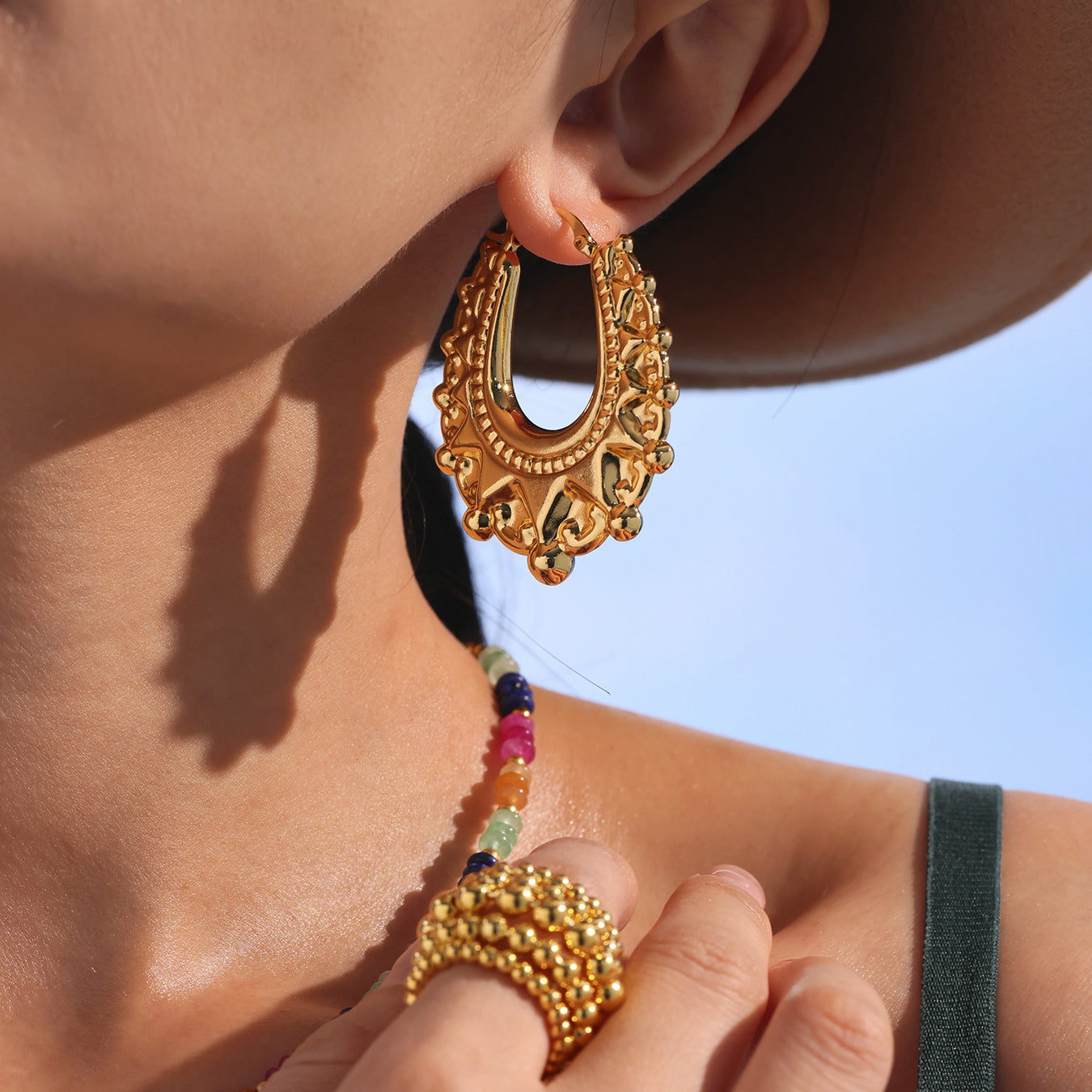 Boucles d'reilles dorées à reliefs géométriques  Acier inoxydable 18K