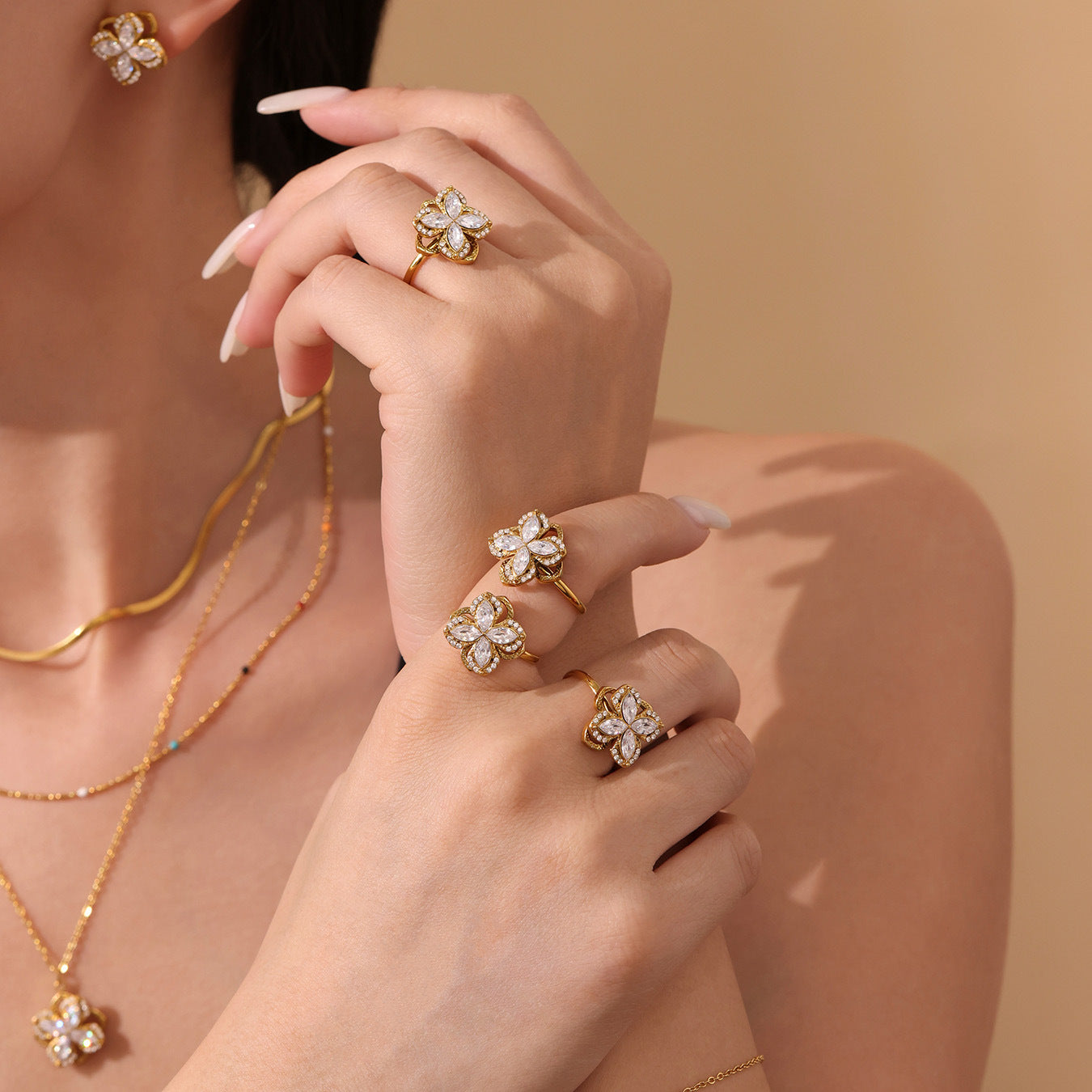 Parure Bijoux Anti-Stress Femme  Collier, Bague Rotative & Boucles Fleur Zircon Étincelant