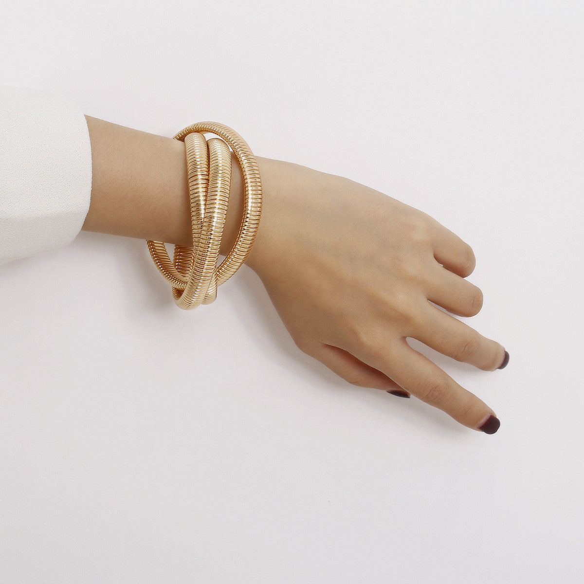 Bracelet Jonc Triple Tour Doré – Style Punk Chic Femme