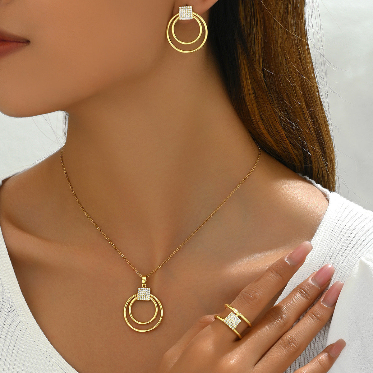 Parure Bijoux Femme  Collier, Boucles & Bague Dorés avec Cercles et Zircon