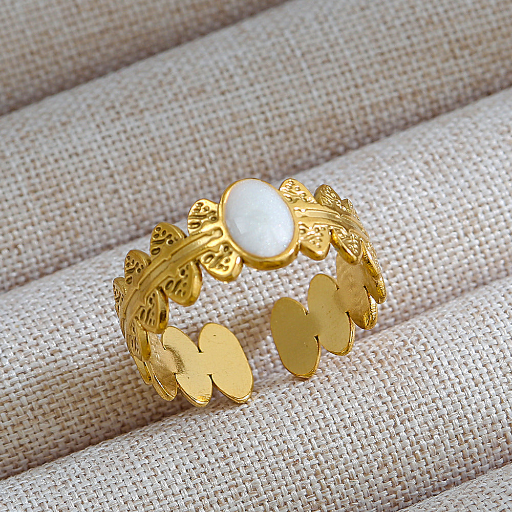 Bague Luna Leaf  Dorée Plaqué Or 18K & Pierre Blanche Ovale