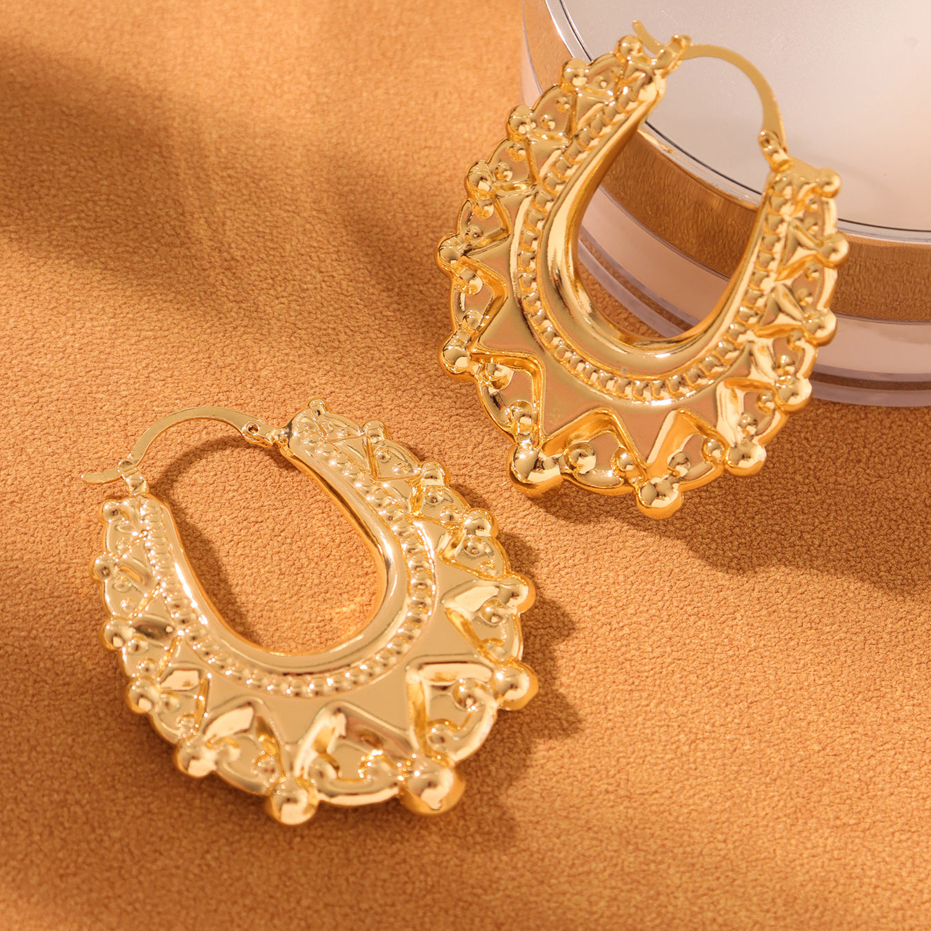 Boucles d'reilles dorées à reliefs géométriques  Acier inoxydable 18K