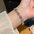 Bracelet Femme en Acier Inoxydable – Plaqué Or 18K avec Zircons Étincelants