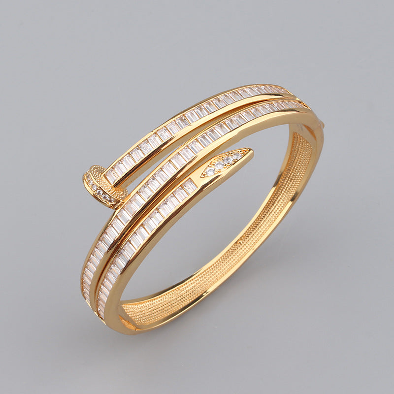 Bracelet Femme en Acier Inoxydable Sertis de Zircons – Disponible en Doré, Argenté ou Or Rose