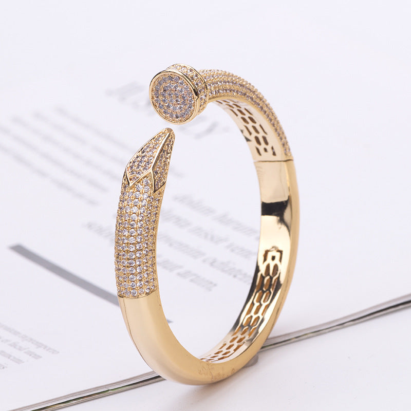 Bracelet Large Clou Acie doré à l'or fin serti de zircon
