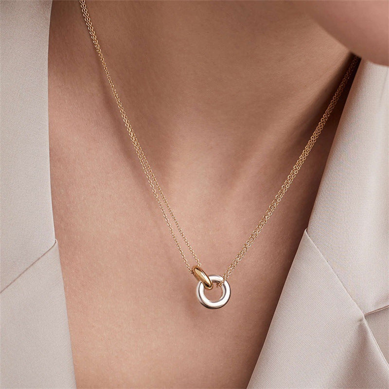 Collier Femme Double Anneaux  Chaîne Dorée & Argentée Style Luxe Minimaliste