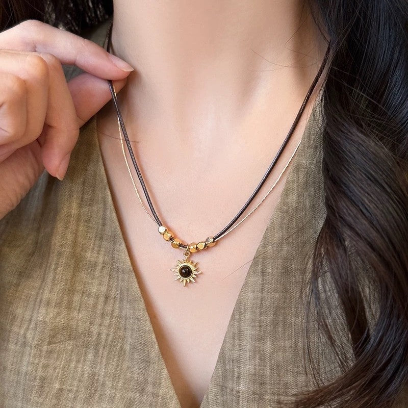 Collier  Vintage  Pendentif Œil de Tigre Maillard