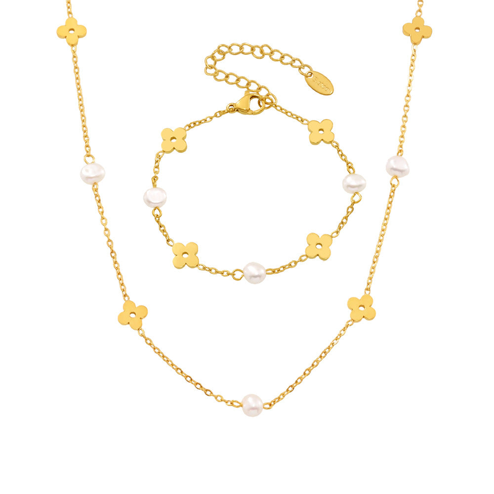 Set Perle Mystère  Collier & Bracelet dorés avec perles d'eau douce et fleurs gravées