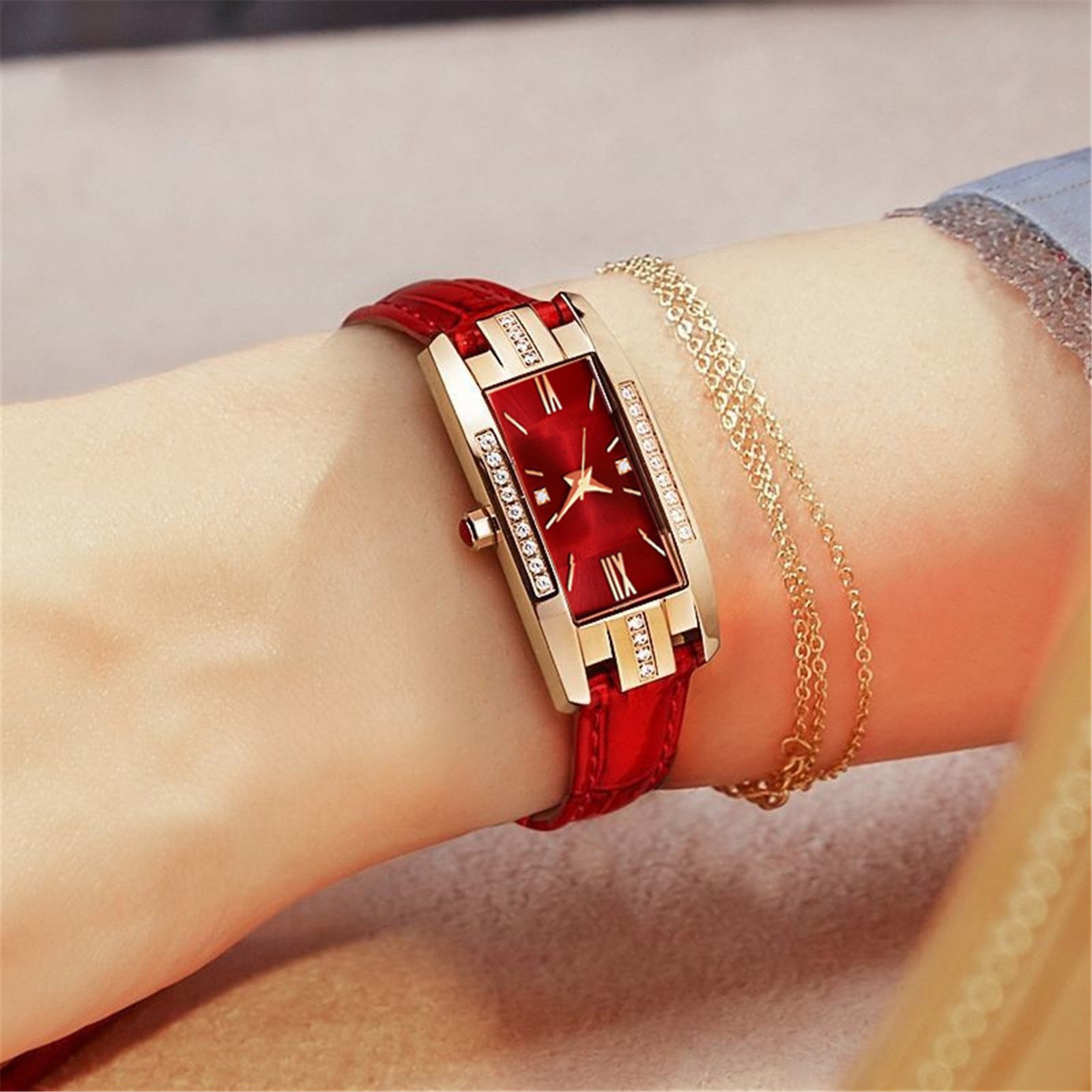Montre Femme Vintage Rectangulaire  Quartz Mode avec Strass Description
