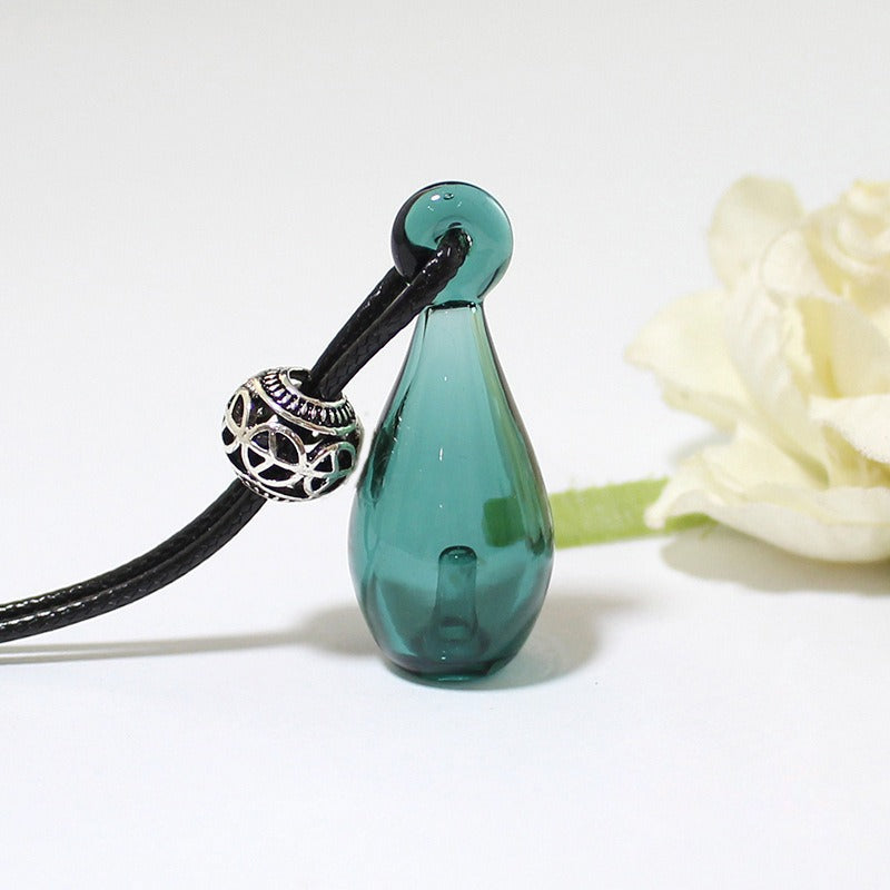 Collier diffuseur d'huiles essentielles en verre  Pendentif parfum élégant | Bijou bien-être & cadeau original