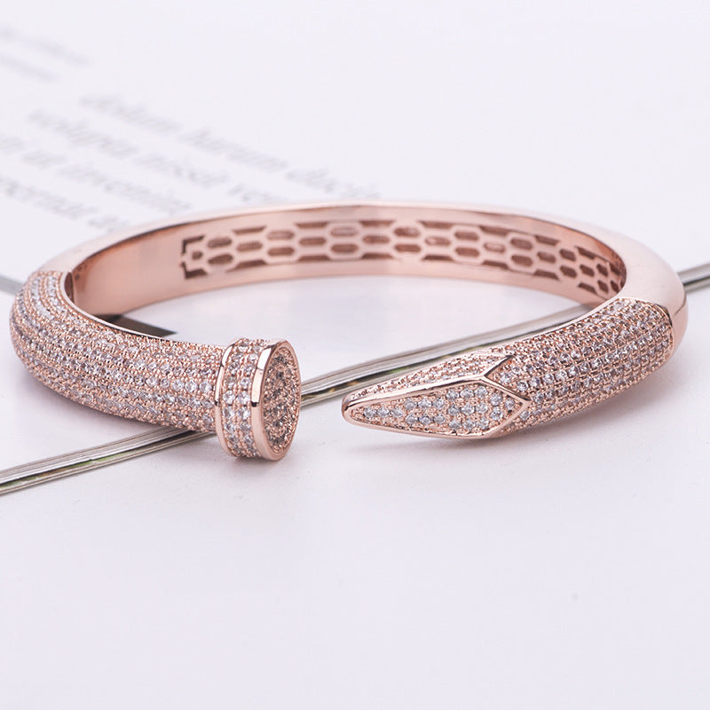 Bracelet Large Clou Acie doré à l'or fin serti de zircon