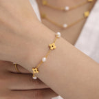 Set Perle Mystère  Collier & Bracelet dorés avec perles d'eau douce et fleurs gravées