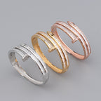 Bracelet Femme en Acier Inoxydable Sertis de Zircons – Disponible en Doré, Argenté ou Or Rose