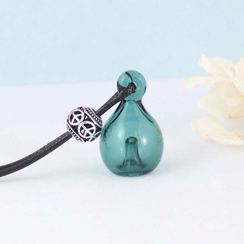 Collier diffuseur d'huiles essentielles en verre  Pendentif parfum élégant | Bijou bien-être & cadeau original