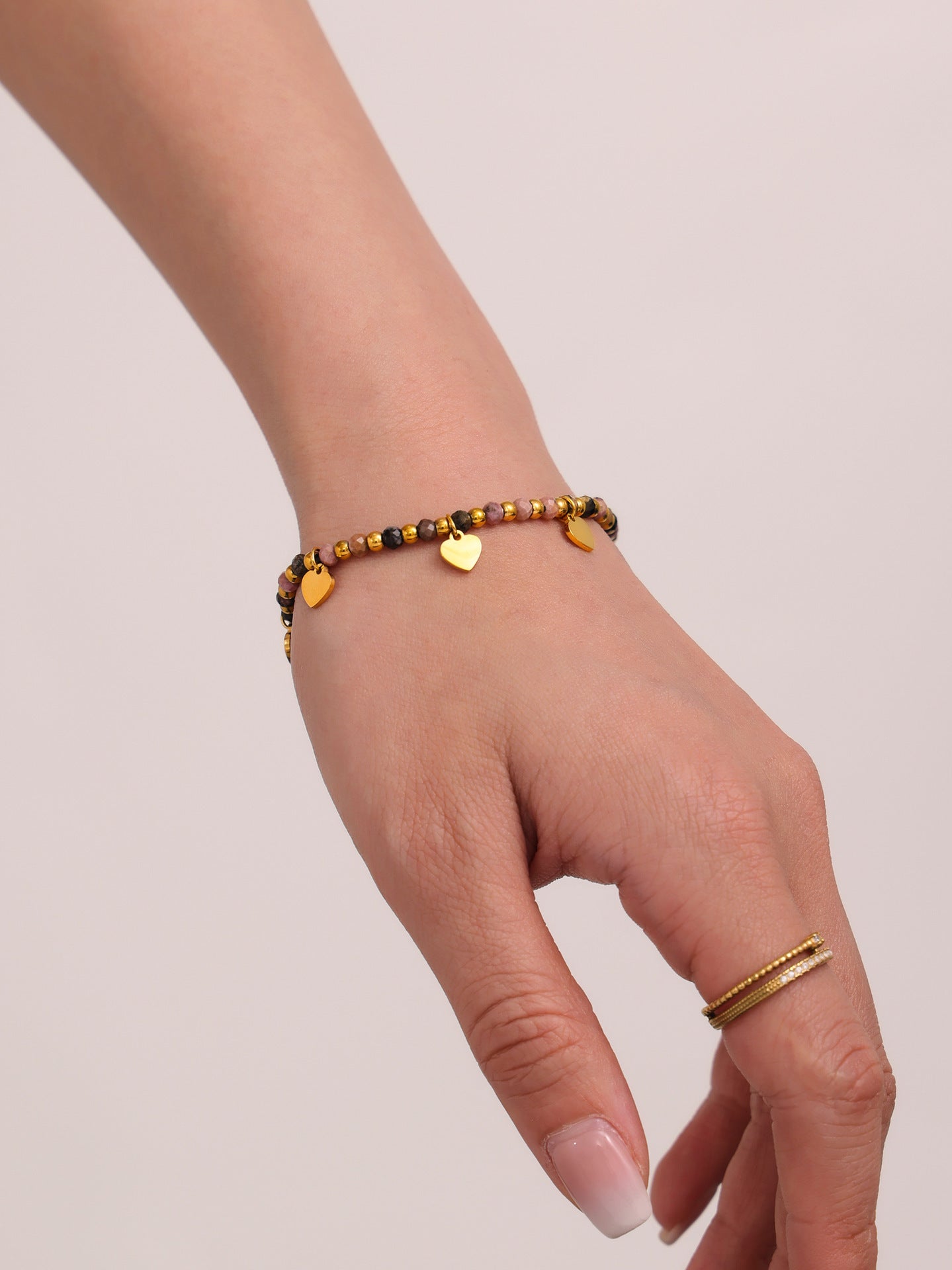 Parure en pierres naturelles et acier inoxydable doré