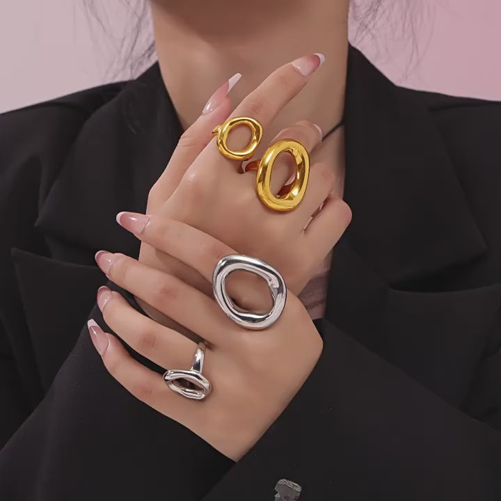 Bague Design Organique Dorée – Acier doré à l'or fin  Ajouré (Petit & Grand)